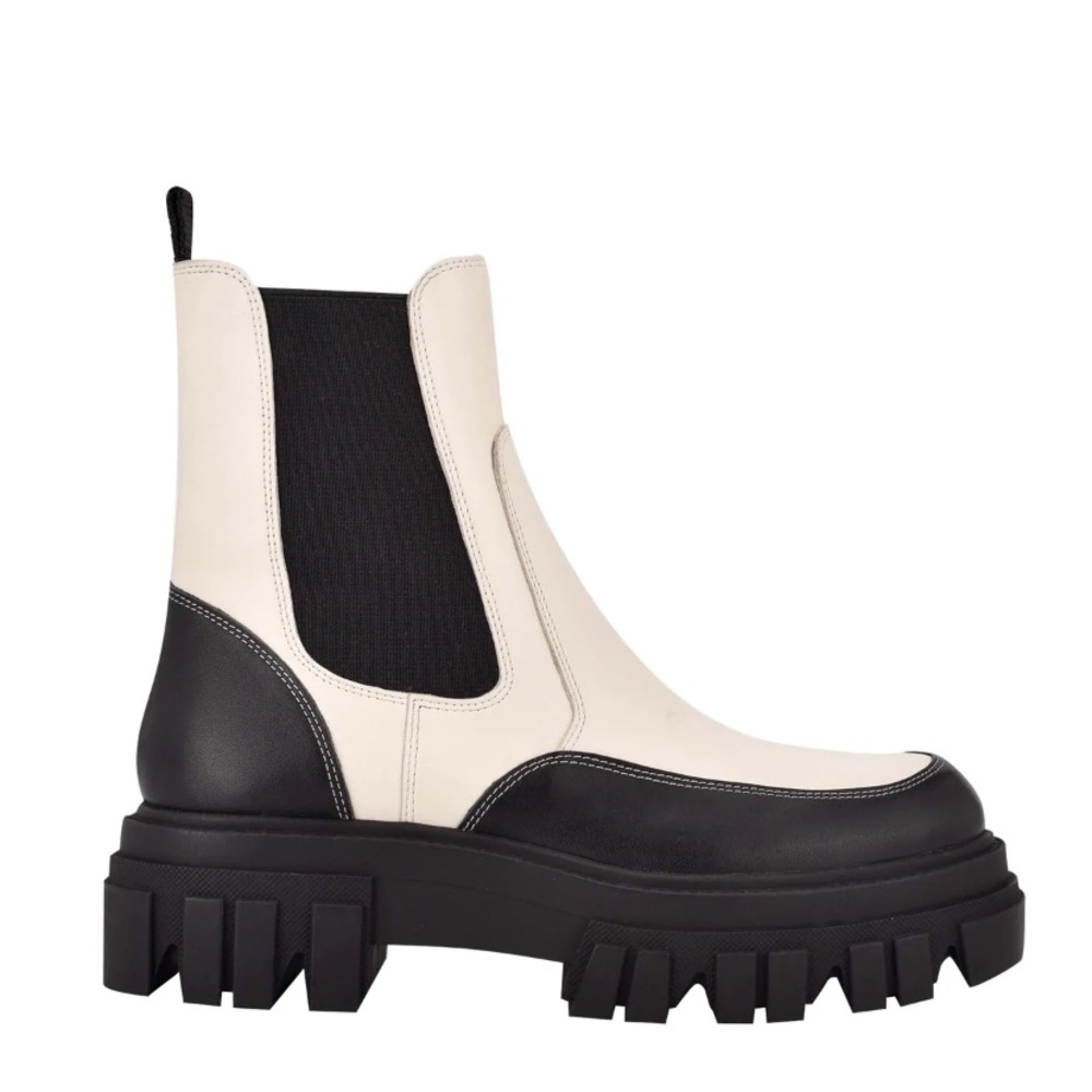 NEW Marc Fisher Morgan Lugsole Ankle Boots - Size 7